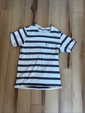 Levi's White and Navy Striped Pocket T-Shirt